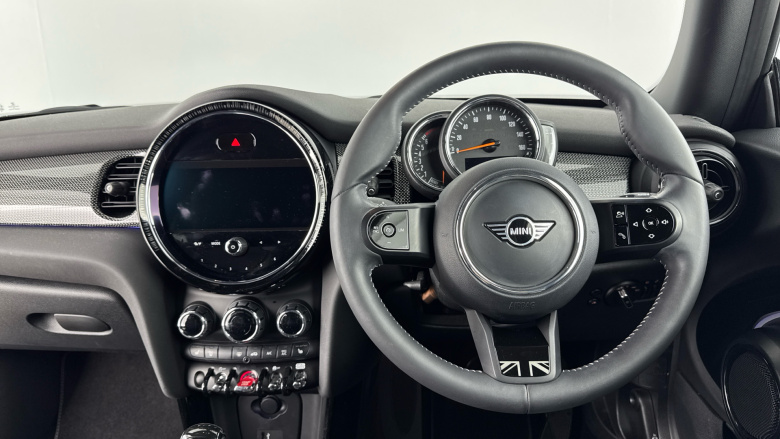 MINI Hatchback 1.5 Cooper Exclusive 3dr Auto Petrol Hatchback